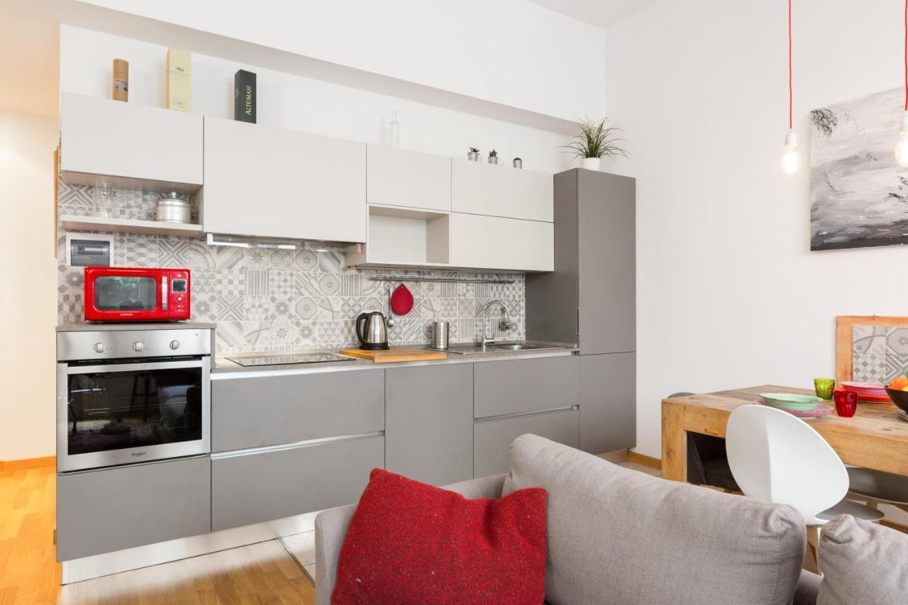 Piazza Oberdan Patio Apartment ฟลอเรนซ์ ภายนอก รูปภาพ